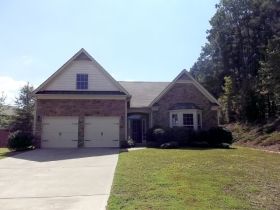 22 Arran Ct, Newnan, GA 30263