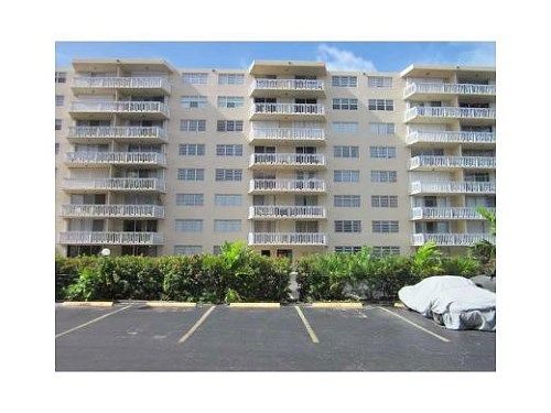 Ne 12Th Ave #506, Hallandale, FL 33009