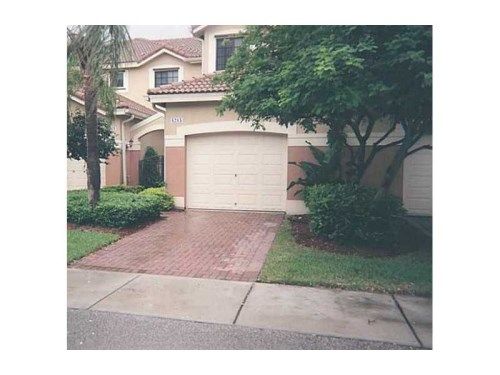 4213 VINEYARD CR # ., Fort Lauderdale, FL 33332