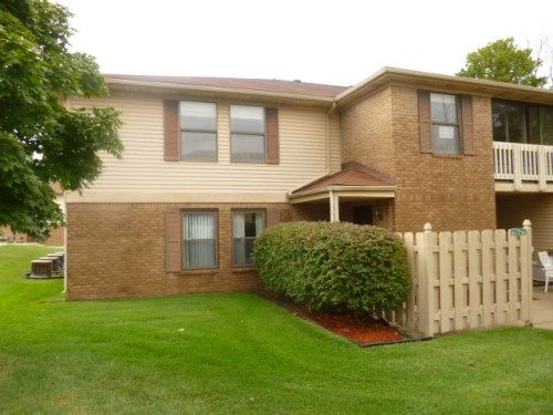 61236 Greenwood Dr Unit 66, South Lyon, MI 48178