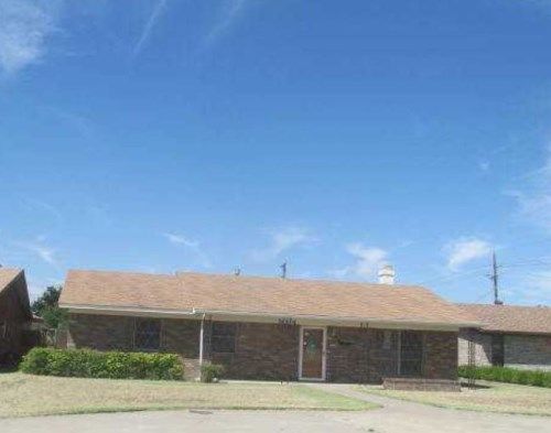 1220 N Roosevelt, Guymon, OK 73942