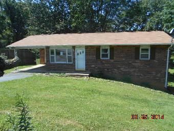 325 Sugartree Rd, Piney Flats, TN 37686