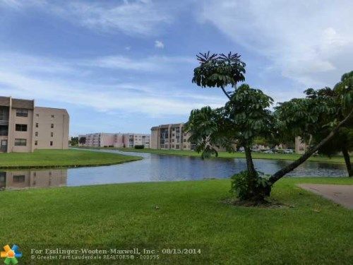 10304 Sunrise Lakes Blvd # 106, Fort Lauderdale, FL 33322