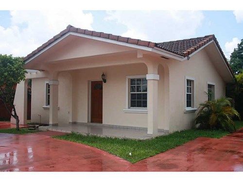 972 E 28 ST, Hialeah, FL 33013