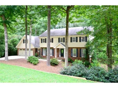 2566 Chimney Springs Drive, Marietta, GA 30062