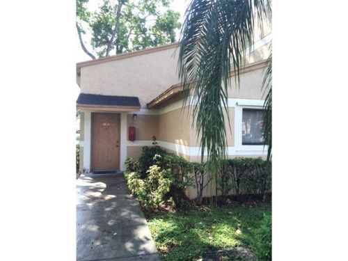 206 PALM CR # 206, Hollywood, FL 33025