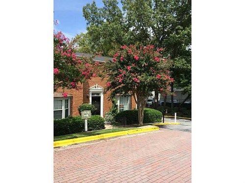 Unit 2 - 6520 Roswell Road, Atlanta, GA 30328