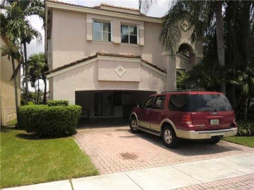 1657 SW 156 AV, Hollywood, FL 33027