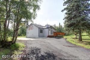 6059 Blackberry Street, Anchorage, AK 99502