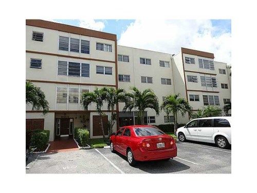 4040 NW 19TH ST # 204, Fort Lauderdale, FL 33313