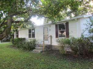 5 Emerald St, Melbourne, FL 32904