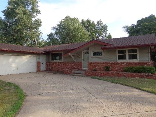 732 N Westlink Ave, Wichita, KS 67212