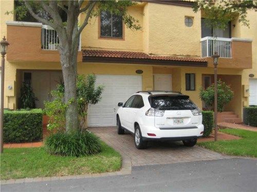 21394 MARINA COVE CR # 14-H, Miami, FL 33180