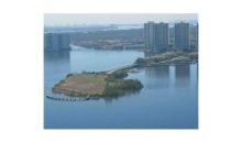 3500 MYSTIC POINTE DR # LPH3 Miami, FL 33180