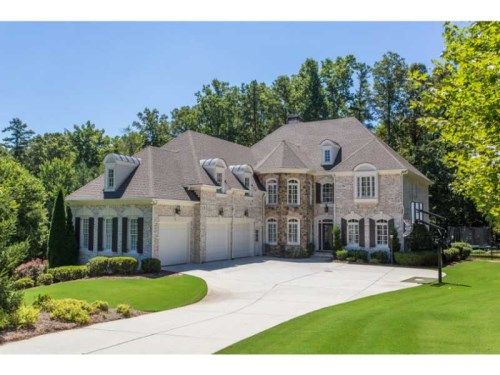 220 Eagles Circle, Alpharetta, GA 30004