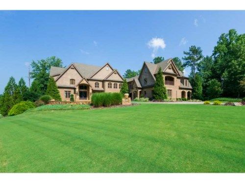 201 Traditions Drive, Alpharetta, GA 30004