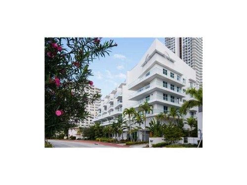 6362 COLLINS AV # 403, Miami Beach, FL 33141