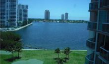 3370 HIDDEN BAY DR # 801 Miami, FL 33180