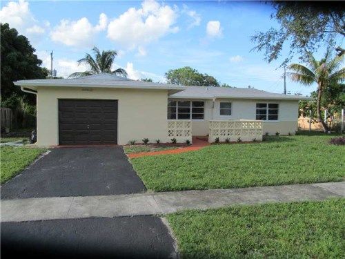 4851 NW 7TH ST, Fort Lauderdale, FL 33317