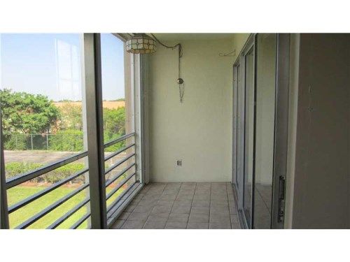 7981 S FRENCH DR # 2-305, Hollywood, FL 33024