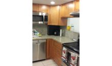 158 LAKEVIEW DR # 103 Fort Lauderdale, FL 33326