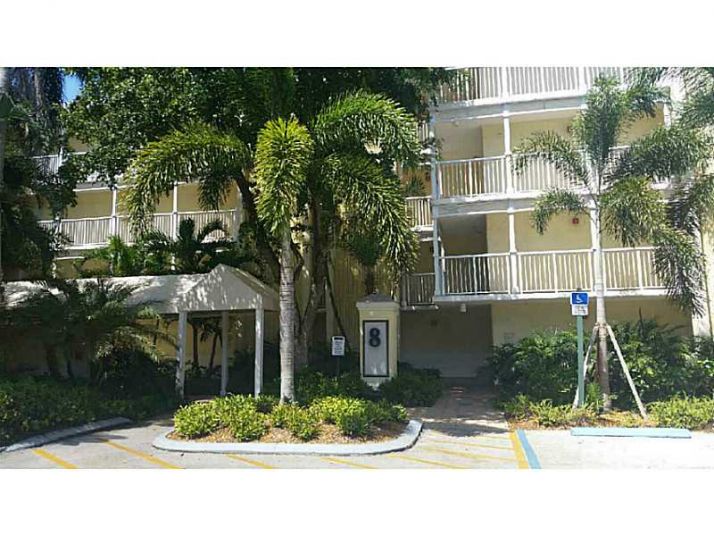 250 RACQUET CLUB RD # 8-109, Fort Lauderdale, FL 33326