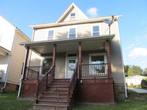 909 Somerset Avenue, Windber, PA 15963