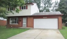 8660 Pine Ct Ypsilanti, MI 48198