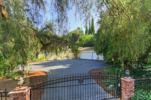 101 West Mariposa Drive, Redlands, CA 92373