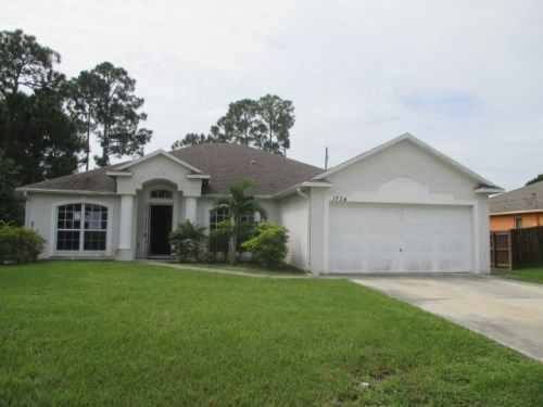 1734 SW Penrose Ave, Port Saint Lucie, FL 34953