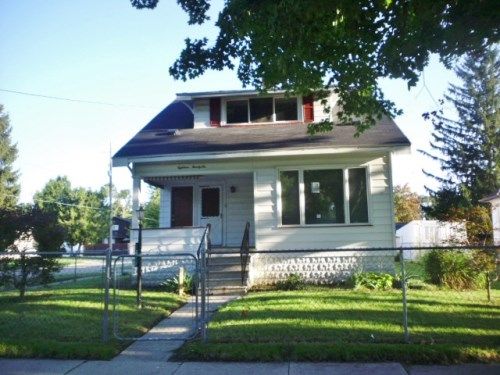 1826 Vermont St, Saginaw, MI 48602