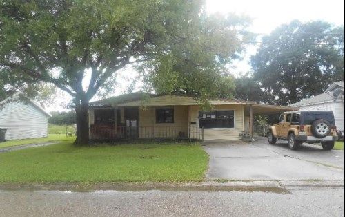 3911 Mount St, Berwick, LA 70342