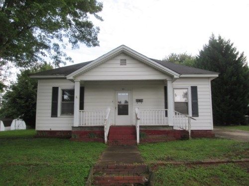 300 Park Ave, Mount Holly, NC 28120