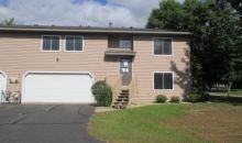 10 B Oak Leaf Ln Circle Pines, MN 55014