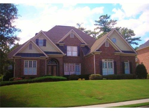 1032 Grassmeade Way, Snellville, GA 30078