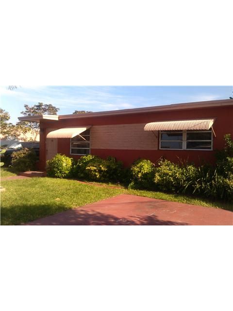 381 E 52 ST, Hialeah, FL 33013