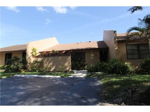 1679 NW 96 AV # 1679, Hollywood, FL 33024