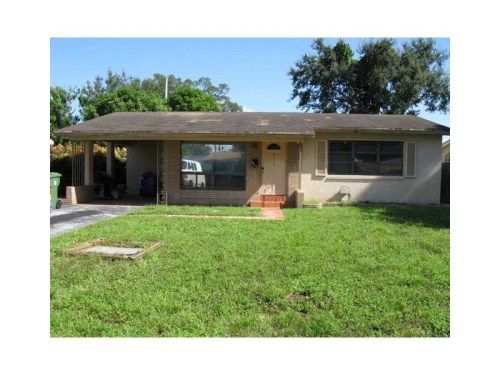 6835 SW 12 ST, Hollywood, FL 33023