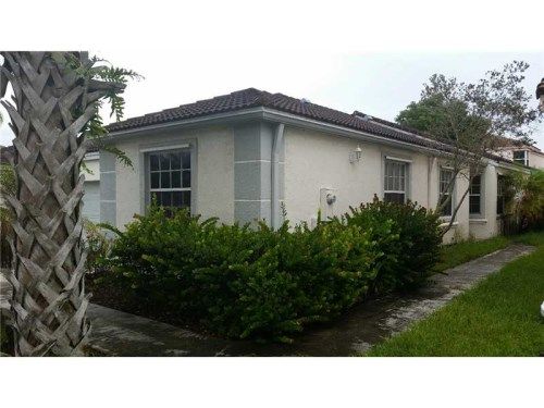 15663 NW 14 ST, Hollywood, FL 33028