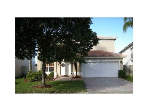 1944 NW 169 AV, Hollywood, FL 33028