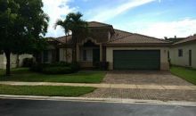 1015 NE 36 AV Homestead, FL 33033