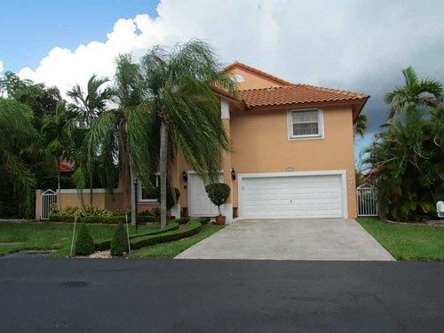 10455 NW 46 ST, Miami, FL 33178