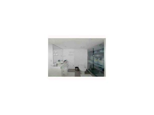 1100 West # 623, Miami Beach, FL 33139