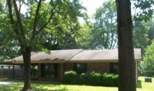 506 5th St Leland, MS 38756