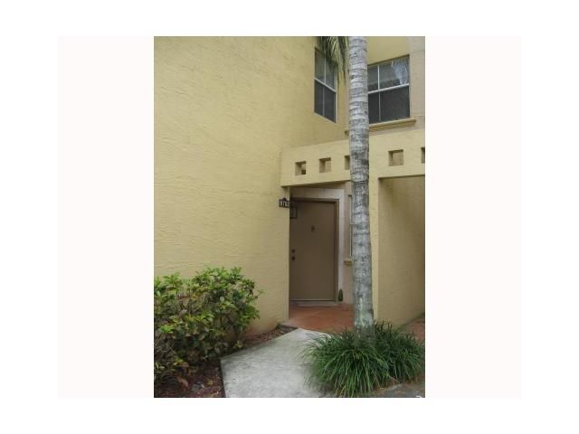 9760 NW 46 TE # 126, Miami, FL 33178