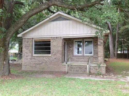 111 Baldwin Rd, Satsuma, AL 36572