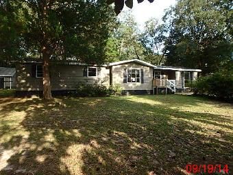 1708 Colonial Ln E, Mobile, AL 36618