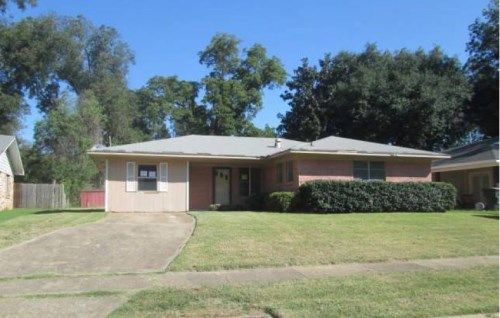 1712 Alison Ave, Bossier City, LA 71112