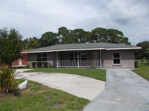 2908 38th Avenue W, Bradenton, FL 34205