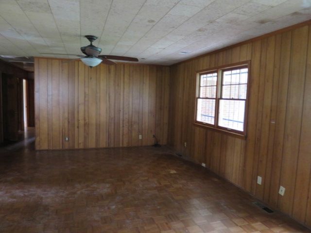 1005 Broadmoor St, Blytheville, AR 72315